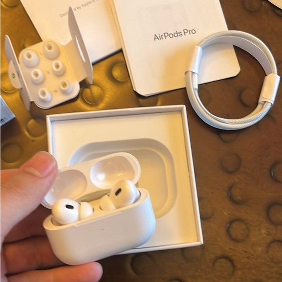 Apple AirPods Pro Gen 2’s